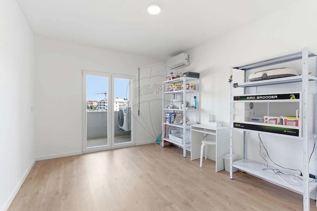 Apartamento T3 para Venda em Pinhal Novo Foto 2