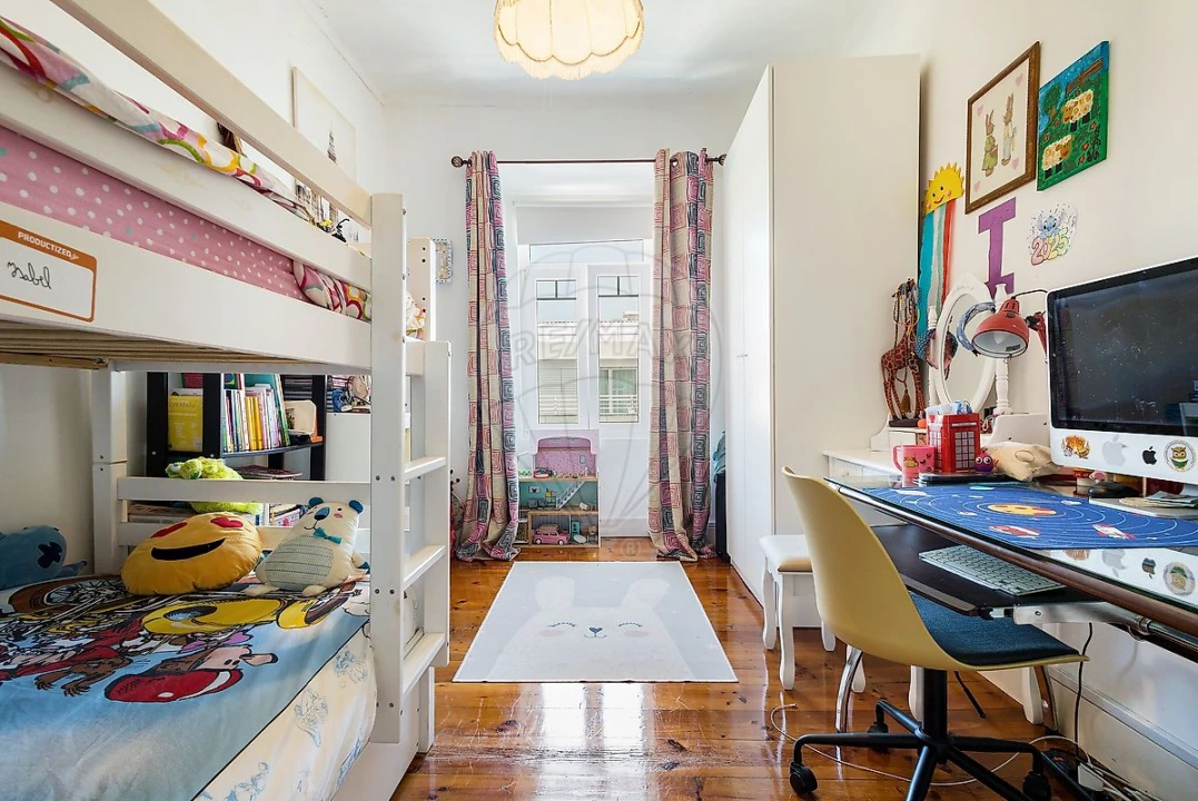 Apartamento T4 para Venda em Arroios Foto 29