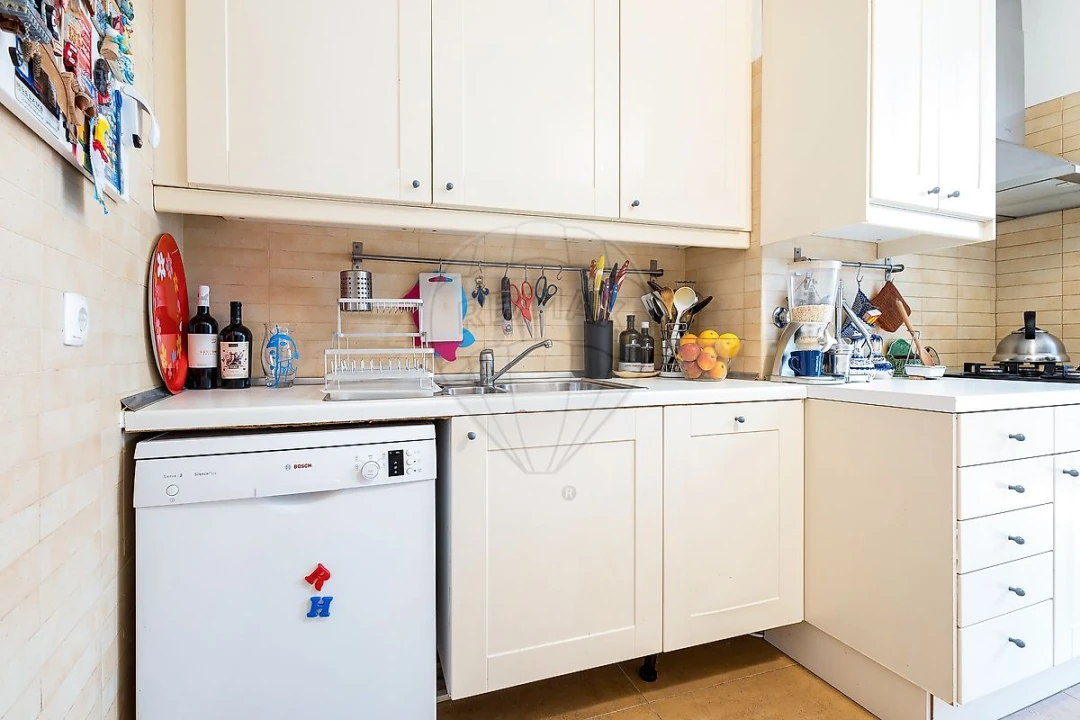 Apartamento T4 para Venda em Arroios Foto 25
