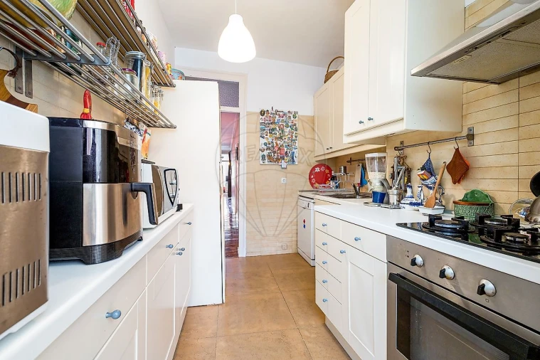 Apartamento T4 para Venda em Arroios Foto 23