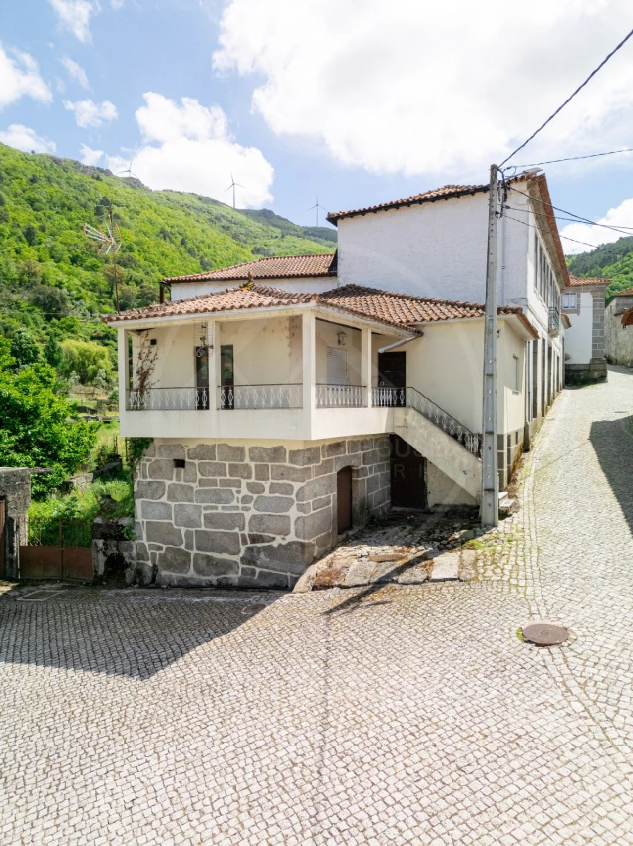 Moradia para Venda em Vreia de Bornes Foto 1