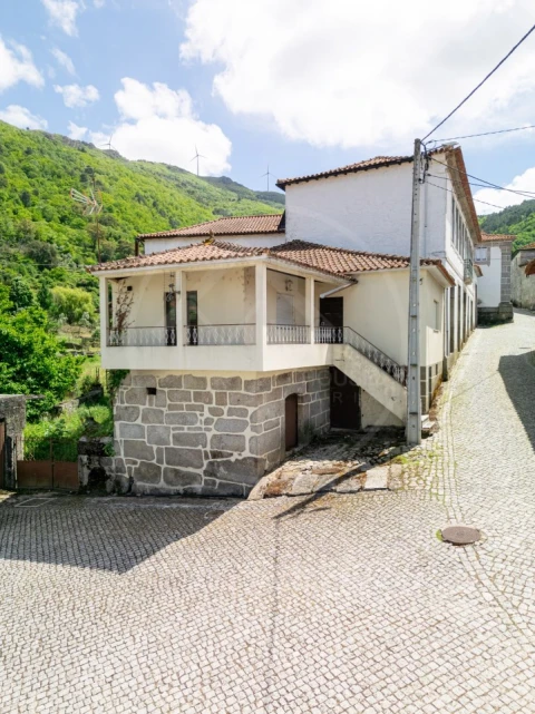 Moradia para Venda em Vreia de Bornes