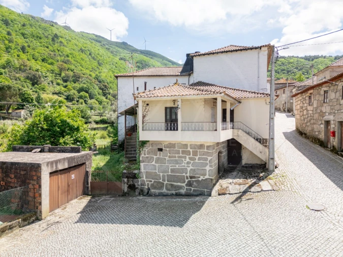 Moradia para Venda em Vreia de Bornes Foto 2