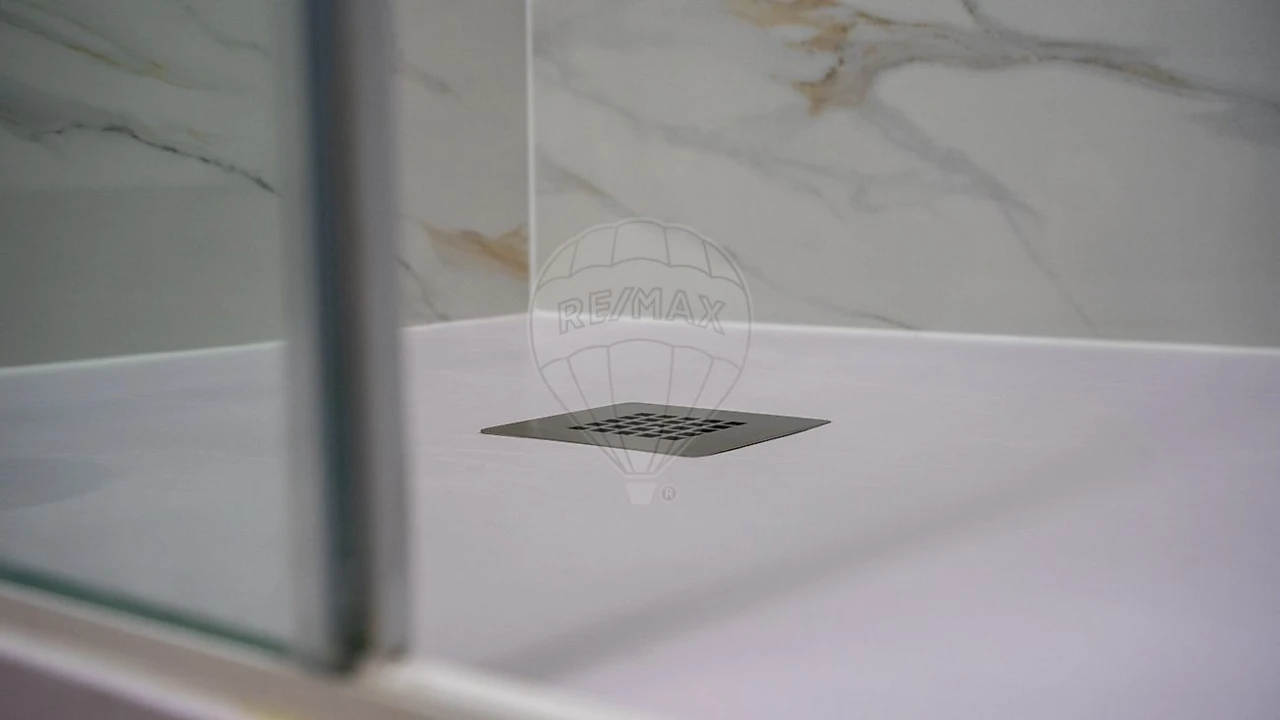 Apartamento T3 para Arrendamento em Campo de Ourique Foto 36