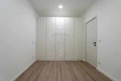 Apartamento T3 para Arrendamento em Campo de Ourique