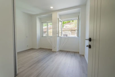 Apartamento T3 para Arrendamento em Campo de Ourique