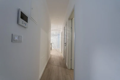Apartamento T3 para Arrendamento em Campo de Ourique
