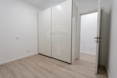 Apartamento T3 para Arrendamento em Campo de Ourique