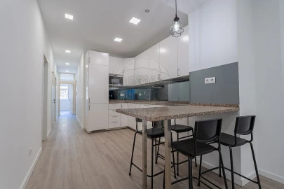 Apartamento T3 para Arrendamento em Campo de Ourique