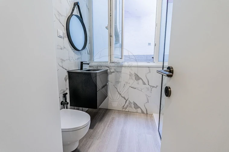 Apartamento T3 para Arrendamento em Campo de Ourique Foto 33