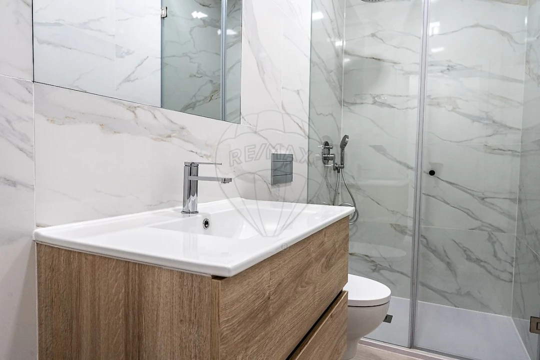 Apartamento T3 para Arrendamento em Campo de Ourique Foto 28