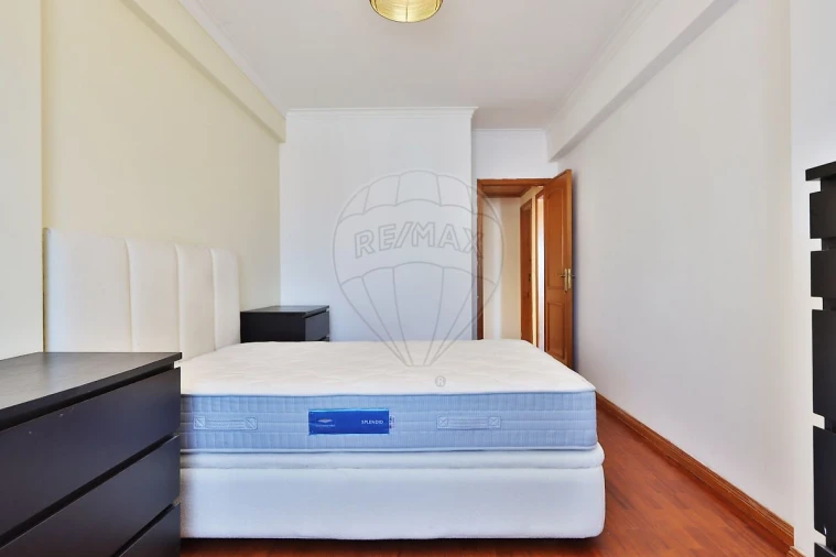 Apartamento T2 para Arrendamento em Cacém e São Marcos Foto 14