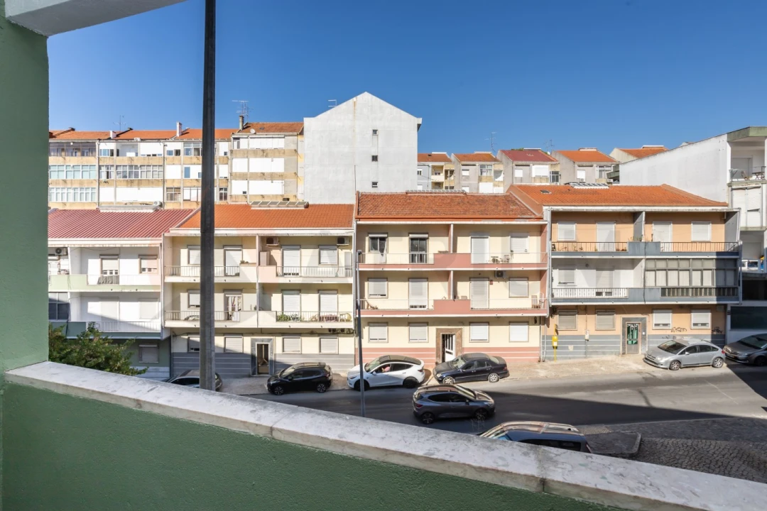 Apartamento T3 para Venda em Almada, Cova da Piedade, Pragal e Cacilhas Foto 9