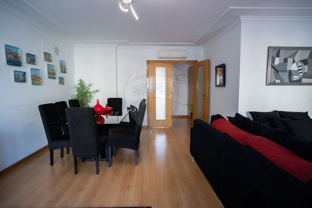 Apartamento T3 para Venda em São Domingos de Rana Foto 20