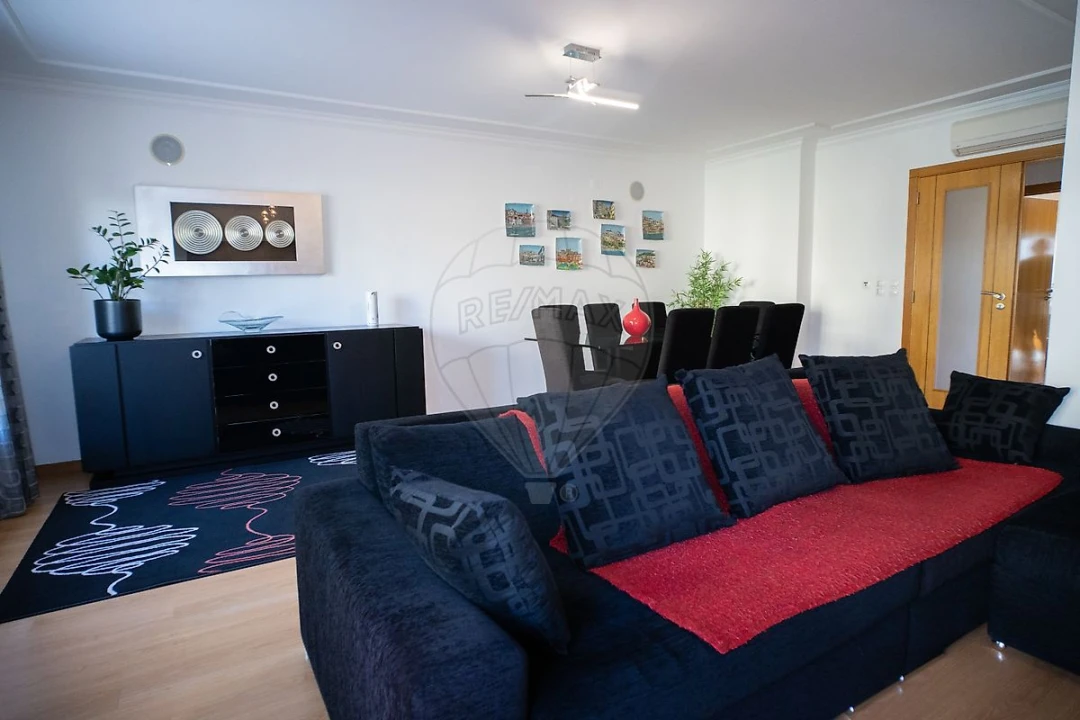 Apartamento T3 para Venda em São Domingos de Rana Foto 27