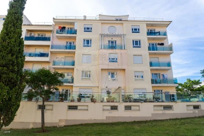 Apartamento T3 para Venda em São Domingos de Rana