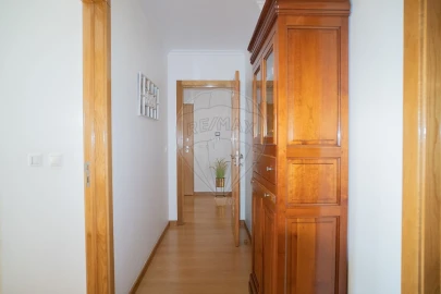 Apartamento T3 para Venda em São Domingos de Rana