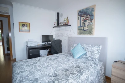 Apartamento T3 para Venda em São Domingos de Rana