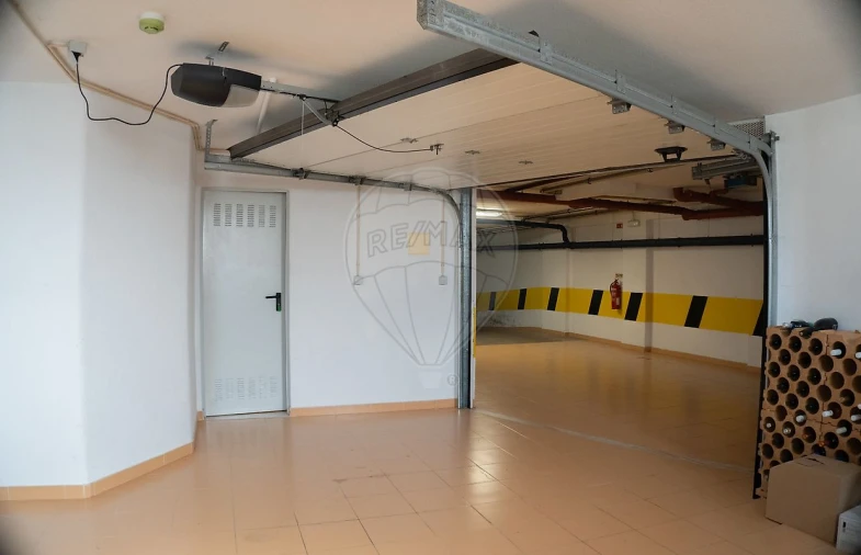 Apartamento T3 para Venda em São Domingos de Rana Foto 3