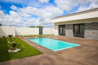 Moradia T3 para Arrendamento em Vila Franca de Xira
