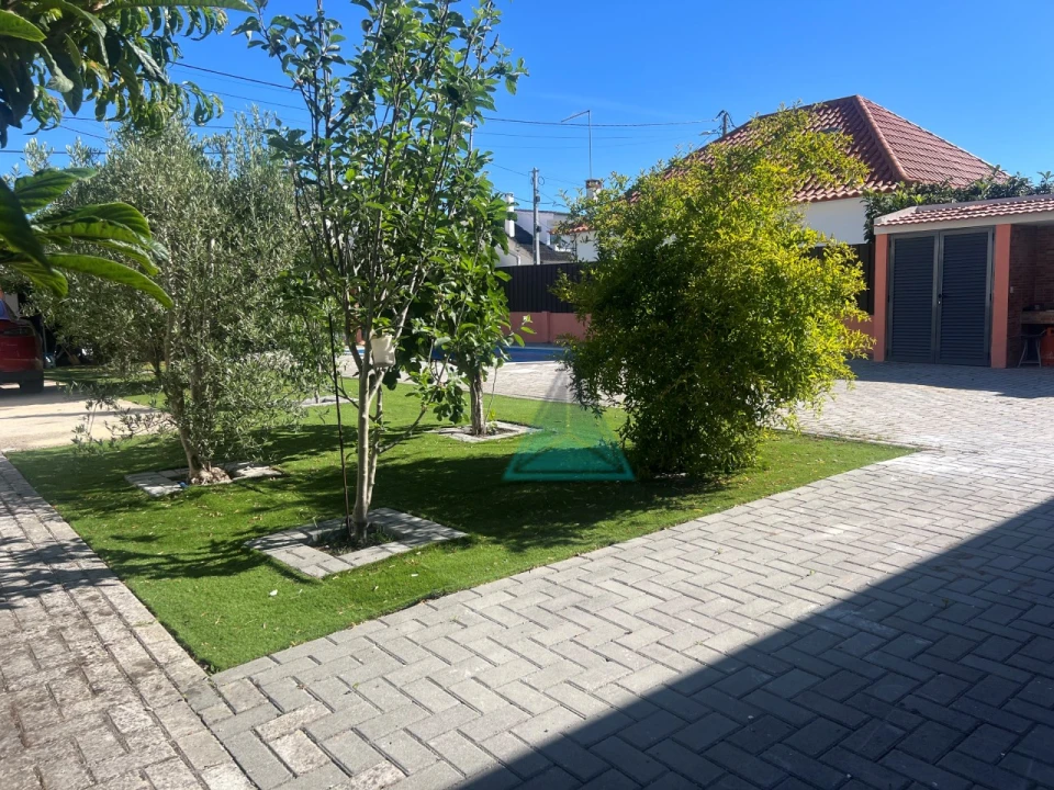 Moradia T5 para Venda em Quinta do Conde Foto 2
