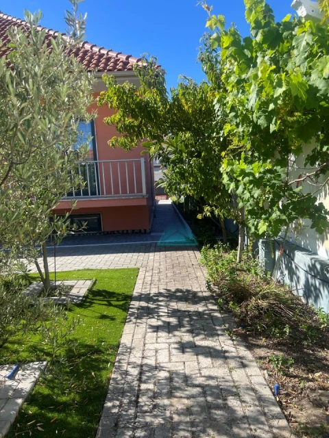 Moradia T5 para Venda em Quinta do Conde