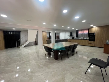 Moradia T5 para Venda em Quinta do Conde