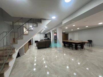 Moradia T5 para Venda em Quinta do Conde