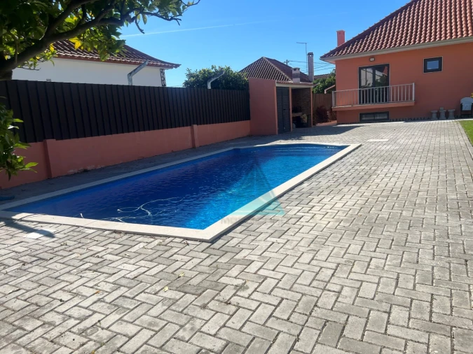 Moradia T5 para Venda em Quinta do Conde Foto 58