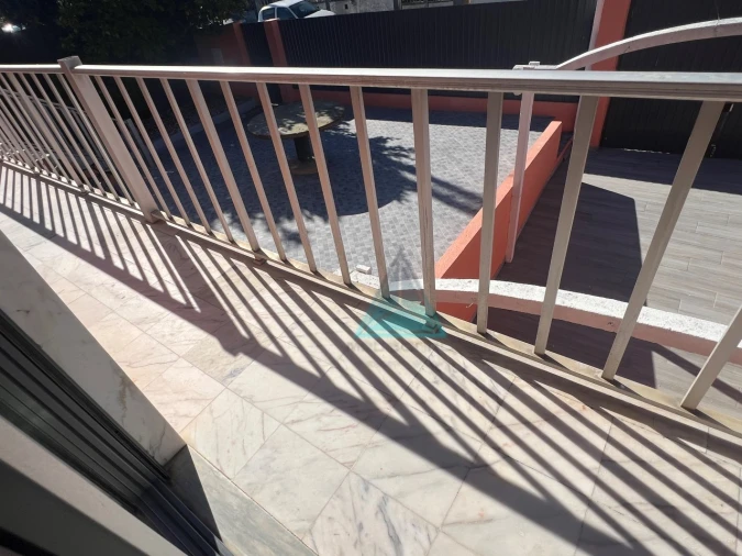 Moradia T5 para Venda em Quinta do Conde Foto 5