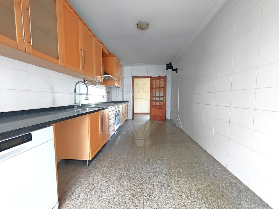 Apartamento T3 para Venda em Oliveira de Frades, Souto de Lafões e Sejães Foto 16