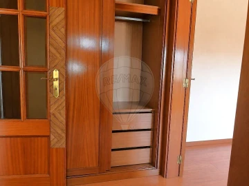 Apartamento T3 para Venda em Oliveira de Frades, Souto de Lafões e Sejães