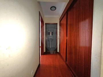 Apartamento T3 para Venda em Oliveira de Frades, Souto de Lafões e Sejães