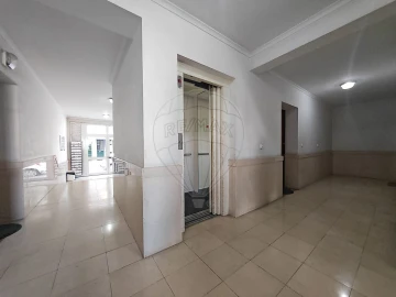 Apartamento T3 para Venda em Oliveira de Frades, Souto de Lafões e Sejães