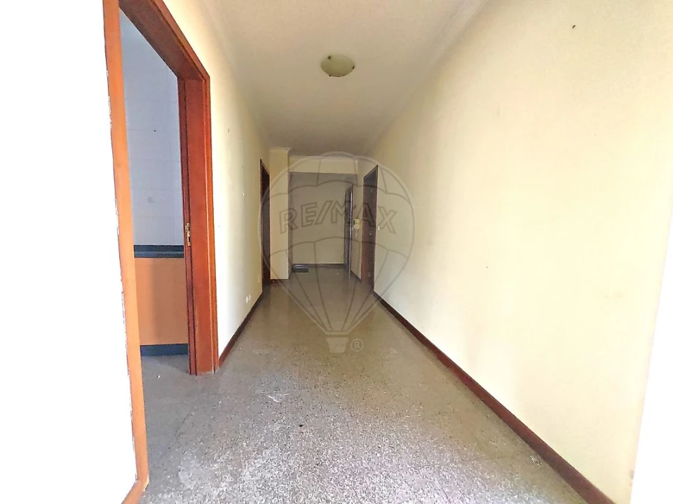 Apartamento T3 para Venda em Oliveira de Frades, Souto de Lafões e Sejães Foto 12