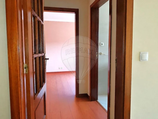 Apartamento T3 para Venda em Oliveira de Frades, Souto de Lafões e Sejães Foto 23
