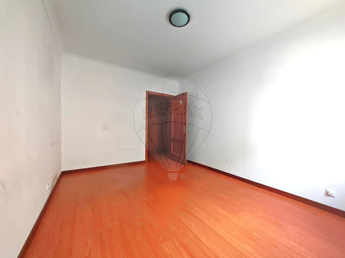 Apartamento T3 para Venda em Oliveira de Frades, Souto de Lafões e Sejães Foto 11