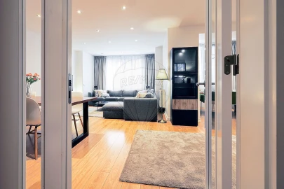 Apartamento T6 para Venda em Santo António