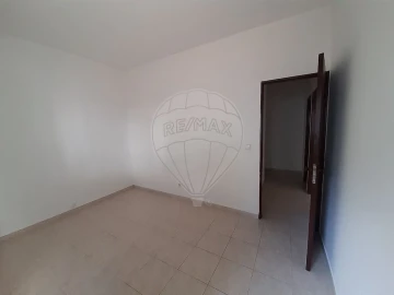 Apartamento T2 para Venda em Moita