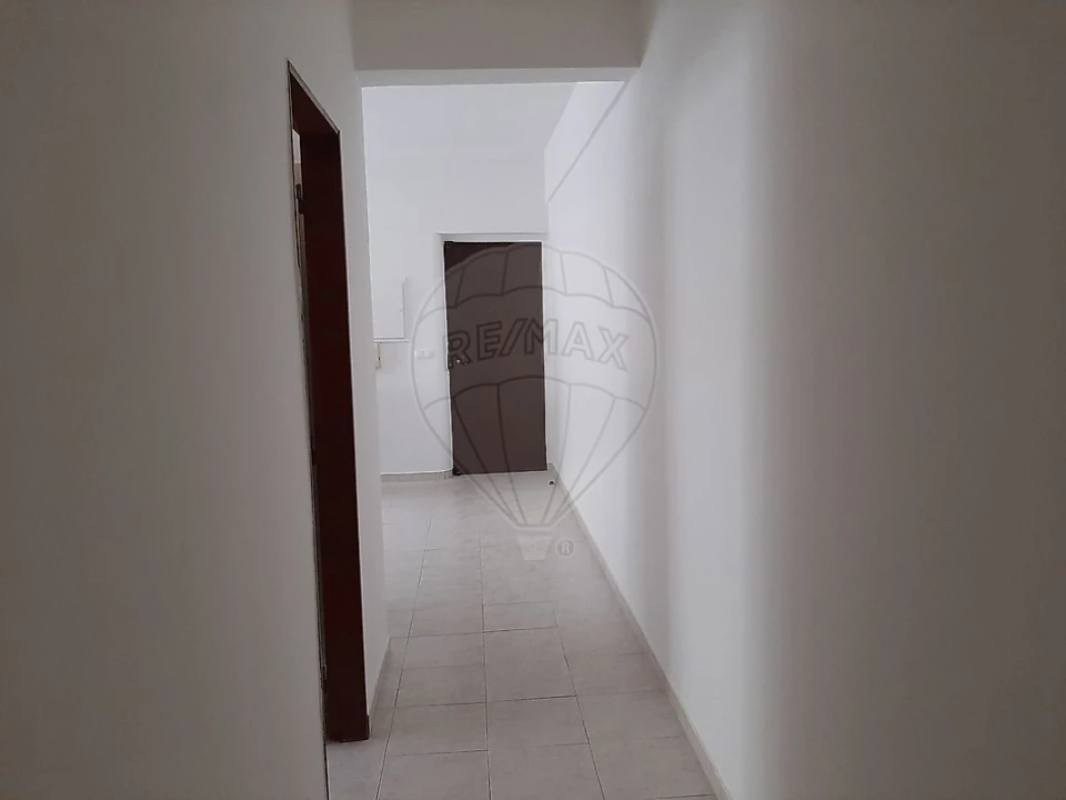 Apartamento T2 para Venda em Moita Foto 2