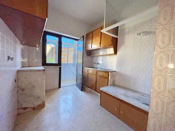 Apartamento T2 para Arrendamento em São Domingos de Benfica