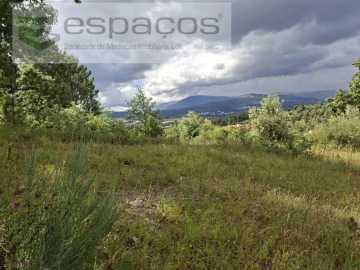 Terreno para Venda em Alcaria