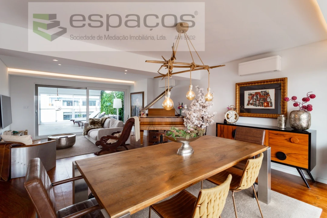 Apartamento T4 para Venda em Santa Iria de Azoia, São João da Talha e Bobadela Foto 13