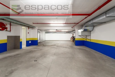 Apartamento T4 para Venda em Santa Iria de Azoia, São João da Talha e Bobadela