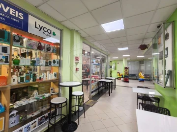 Loja para Venda em Carregado e Cadafais