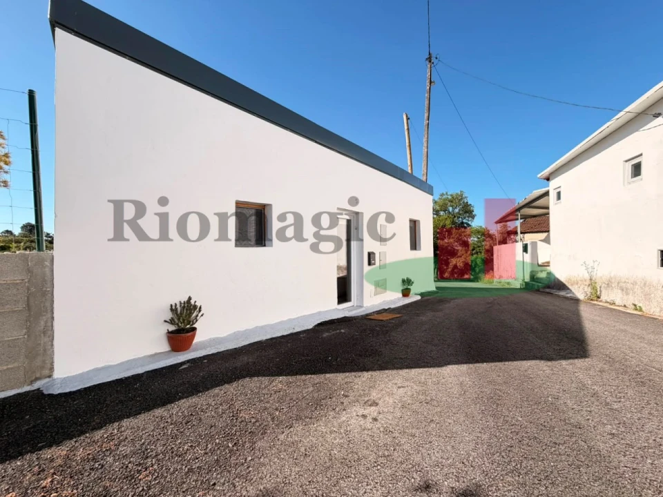 Moradia T1 para Venda em Rio Maior Foto 32
