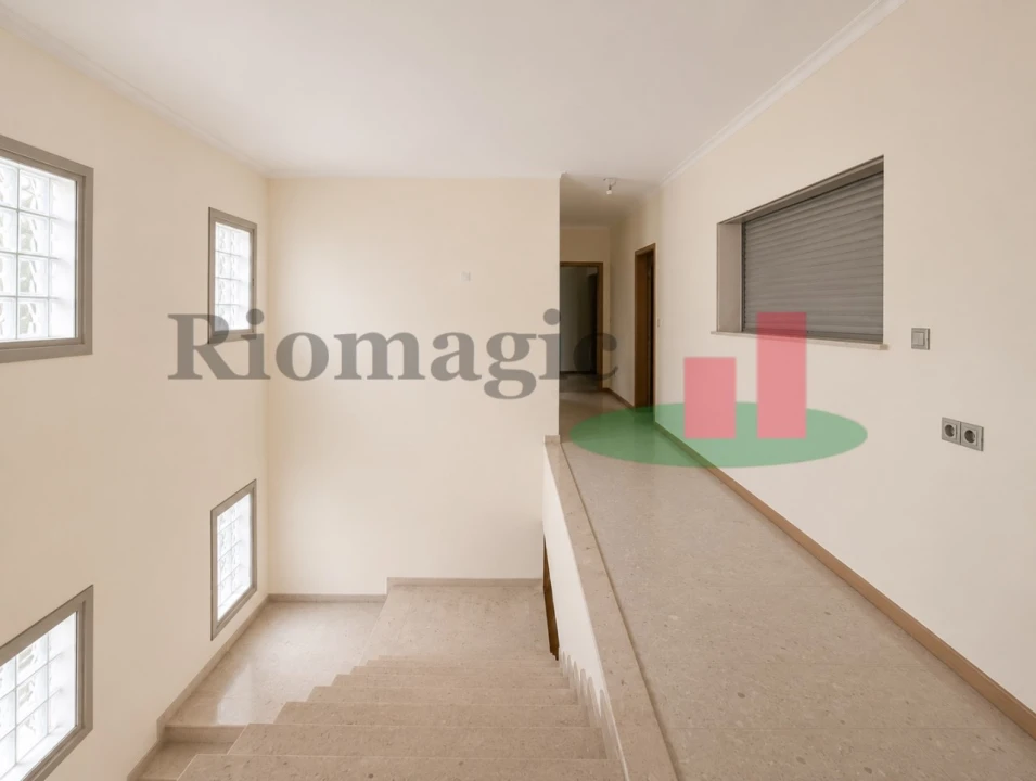 Moradia T4 para Venda em Pombal Foto 5