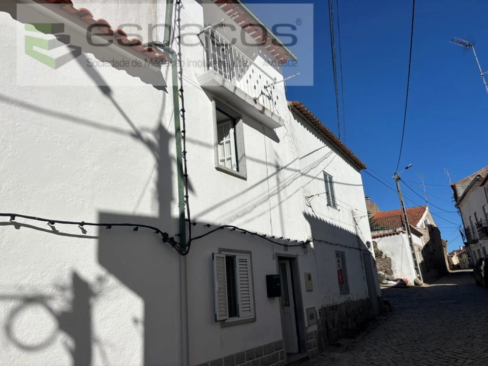 Moradia T3 para Venda em Rosmaninhal Foto 1