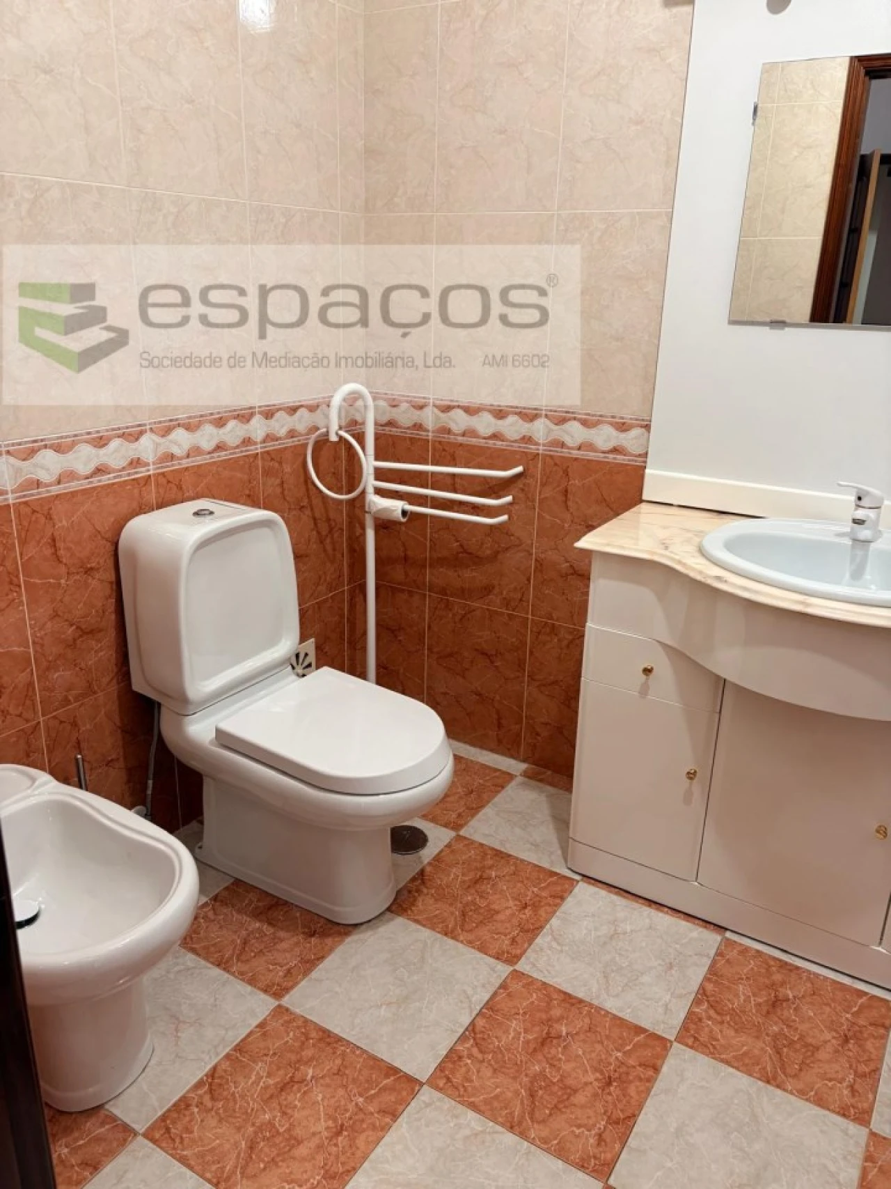 Apartamento T3 para Arrendamento em Odivelas Foto 5