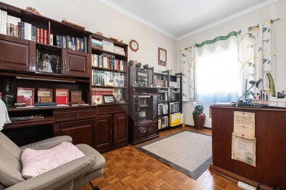 Apartamento T3 para Venda em Massamá e Monte Abraão